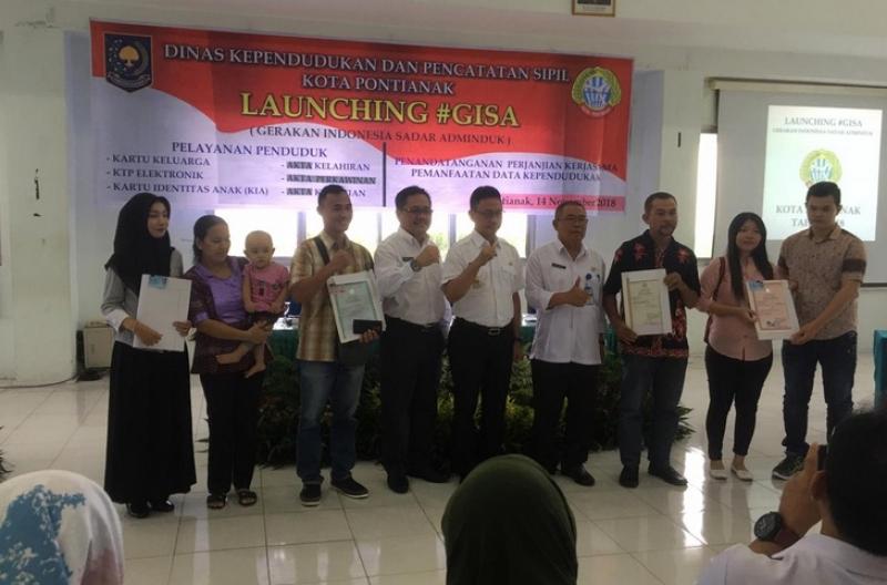 https://disdukcapil.pontianak.go.id/public/uploads/images/posts/mPosts_8357308389_launching_GISA_Kota_Pontianak_2018.jpg